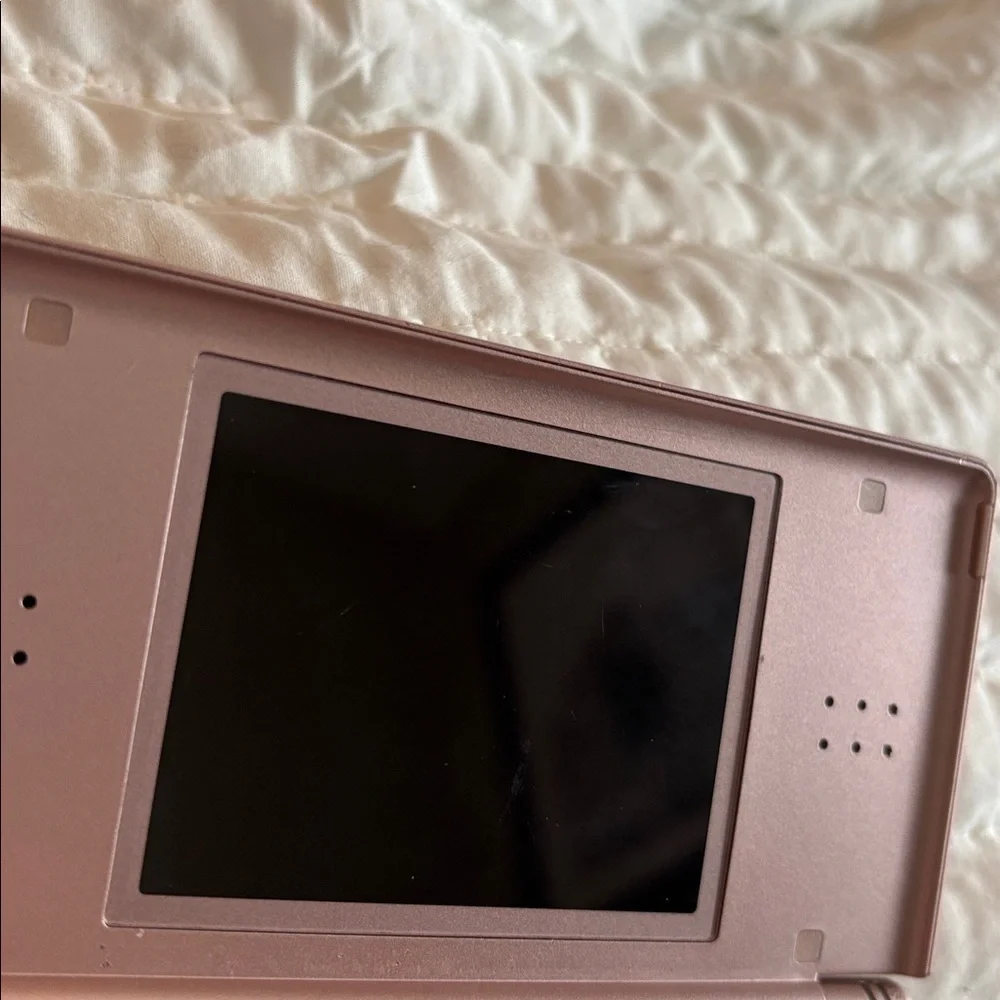 Nintendo DS Lite - Rose Gold RSA Secured game player and charger